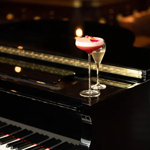 Apéritif Restaurant Piano and Cocktails The Dancer